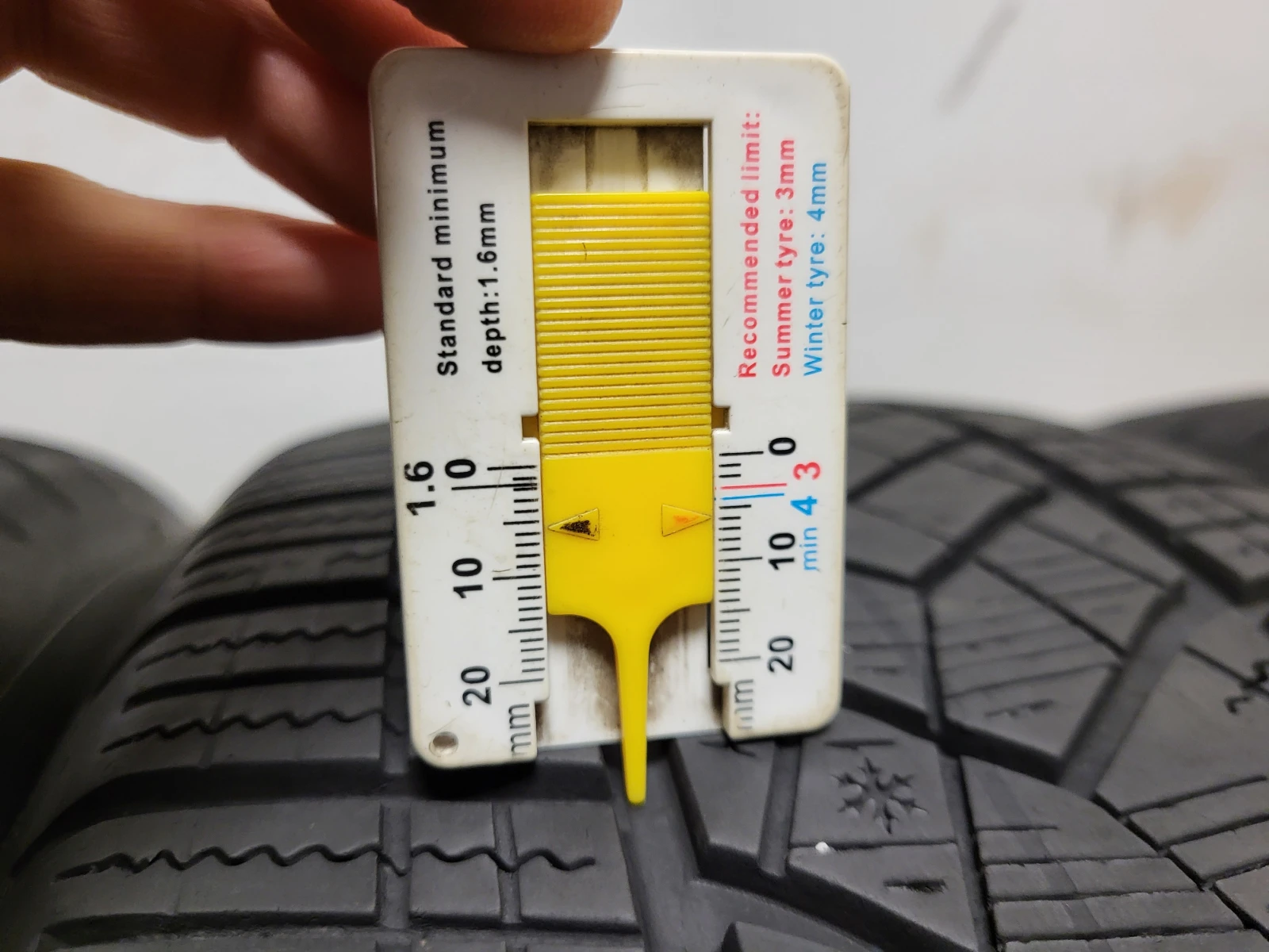 ���� 235/60R20 | Mobile.bg � ����������� 7