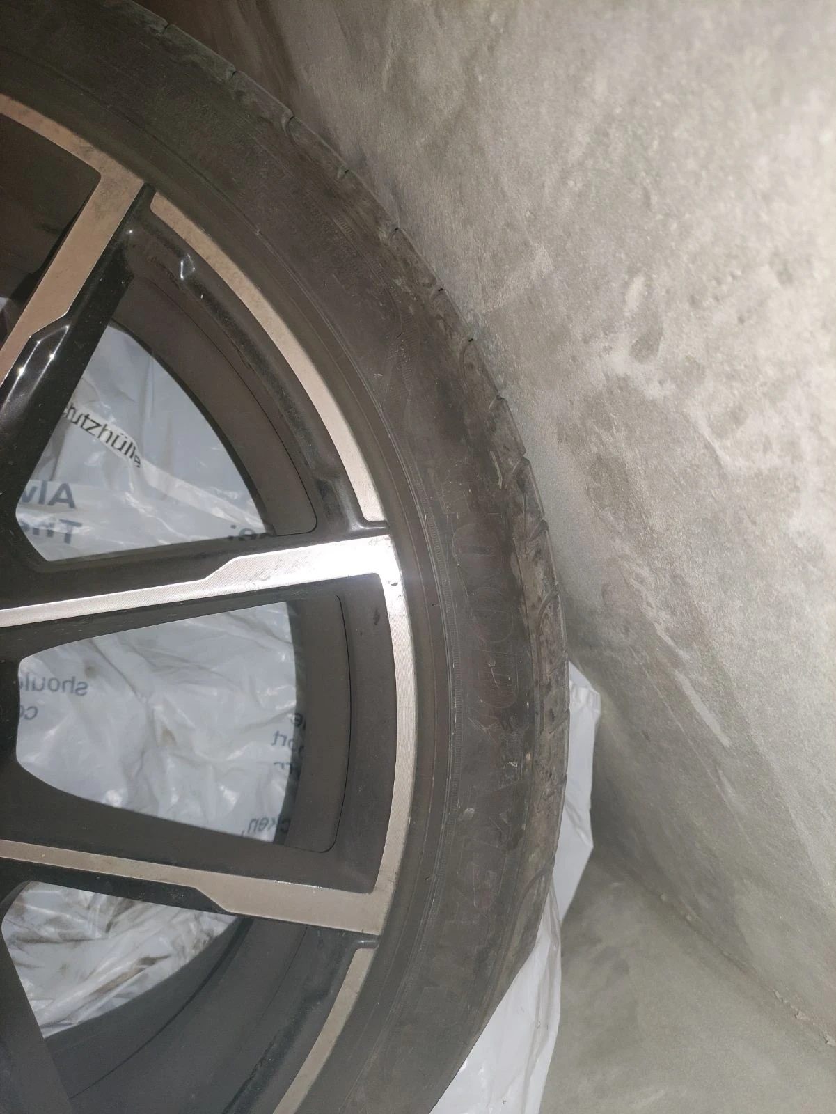 Гуми с джанти Goodyear 225/45R19, снимка 4 - Гуми и джанти - 53579449