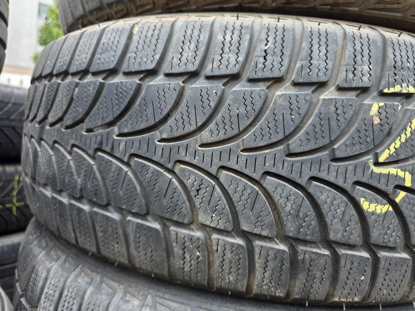 ���� 225/60R18 | Mobile.bg � ����������� 3