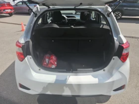 Toyota Yaris HYBRID 1.5 , снимка 13