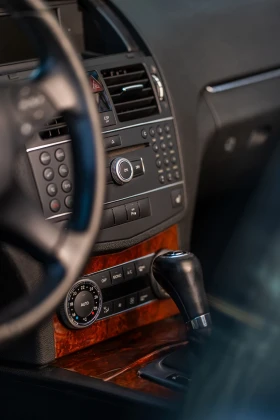 Mercedes-Benz C 200 Kompressor , Автоматик BiXenon Газ/Бензи, снимка 9