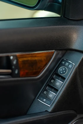Mercedes-Benz C 200 Kompressor , Автоматик BiXenon Газ/Бензи - 7090 € / 13866.83 лв. - 41670396 14