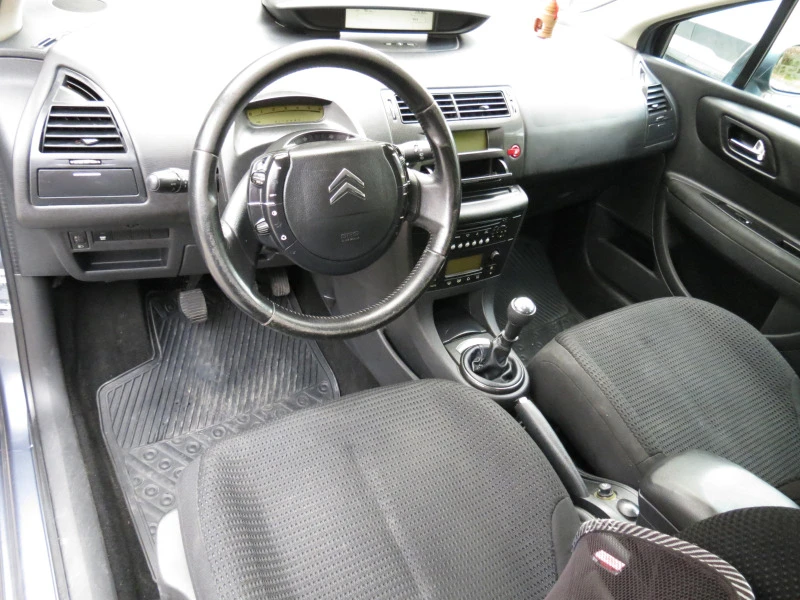 Citroen C4 1.6 HDi 110 hp, снимка 10 - Автомобили и джипове - 45745295