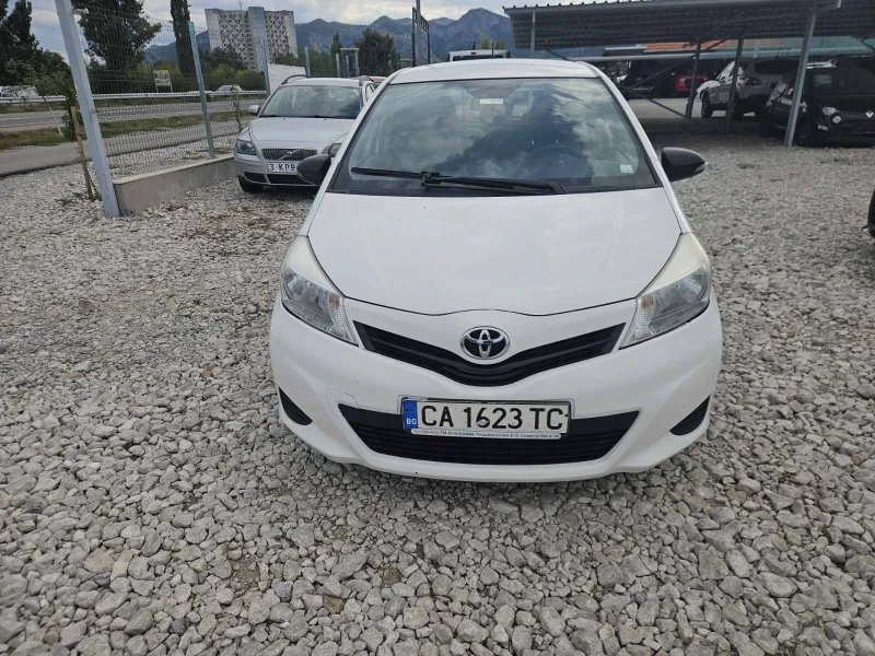 Toyota Yaris, снимка 1 - Автомобили и джипове - 47270092