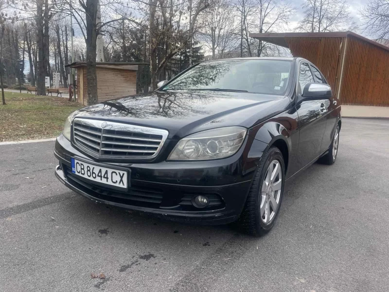 Mercedes-Benz C 220, снимка 1 - Автомобили и джипове - 48551969