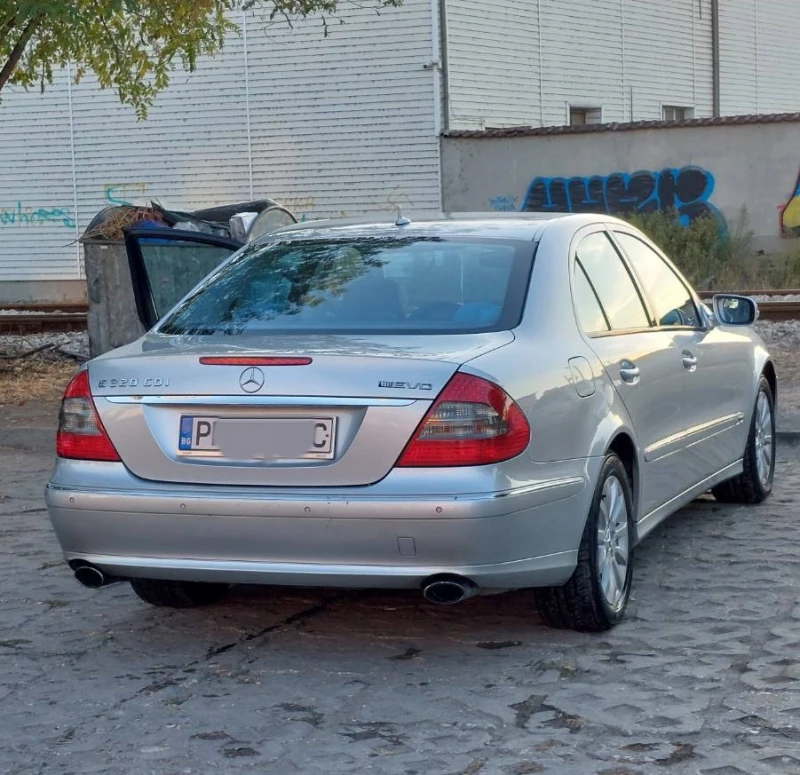 Mercedes-Benz E 320  CDI EVO, снимка 2 - Автомобили и джипове - 48744450