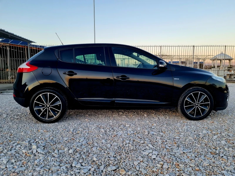 Renault Megane 1.5DCI 110ks.Facelift Panorama, Navi!, снимка 8 - Автомобили и джипове - 48769800