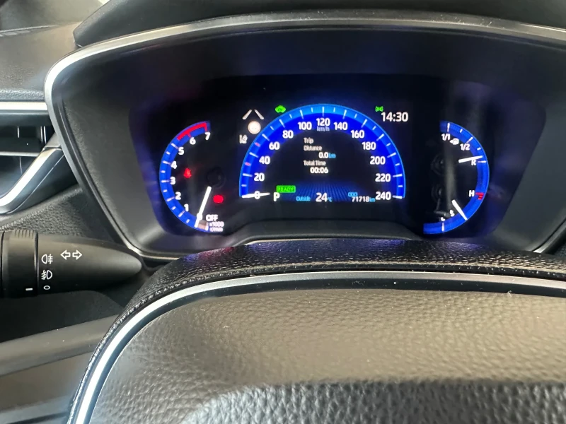 Toyota Corolla, снимка 16 - Автомобили и джипове - 50492184