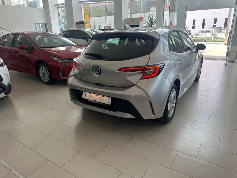 Toyota Corolla, снимка 6 - Автомобили и джипове - 50492184