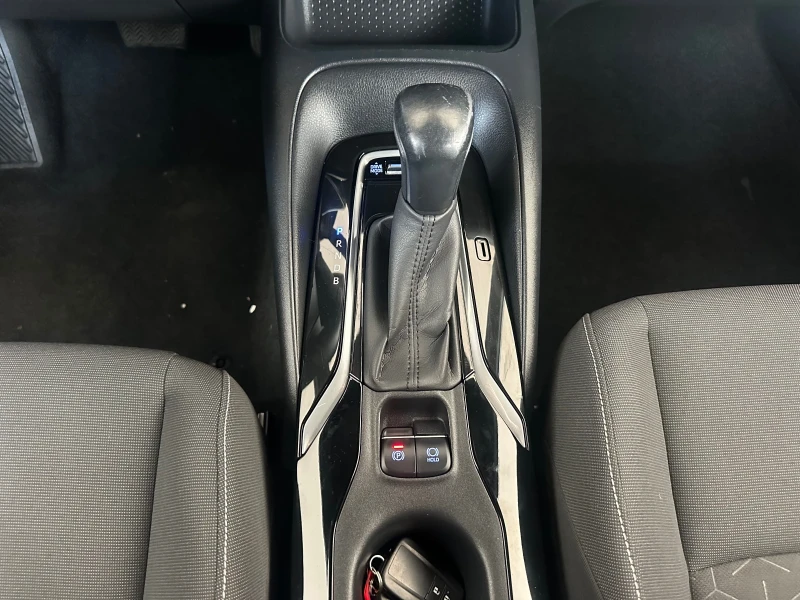 Toyota Corolla, снимка 15 - Автомобили и джипове - 50492184