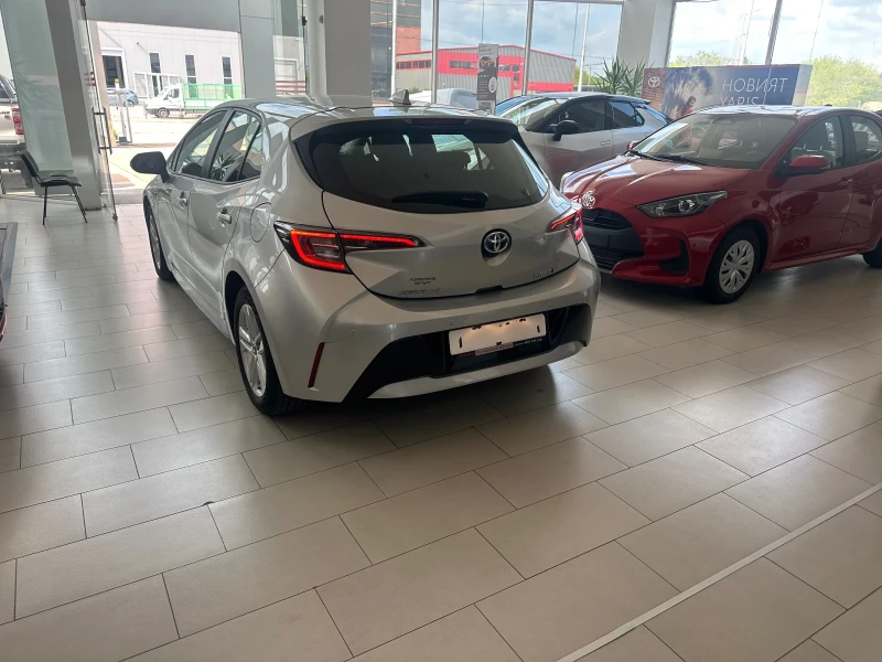 Toyota Corolla, снимка 3 - Автомобили и джипове - 50492184