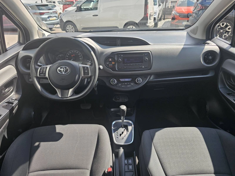 Toyota Yaris HYBRID 1.5 , снимка 7 - Автомобили и джипове - 51388188