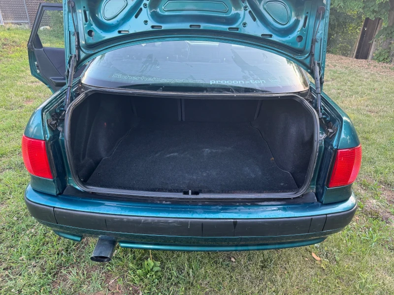 Audi 80 2.0i , снимка 13 - Автомобили и джипове - 53157787