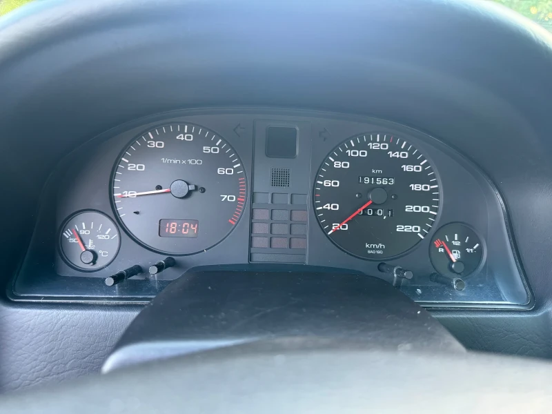 Audi 80 2.0i , снимка 11 - Автомобили и джипове - 53157787