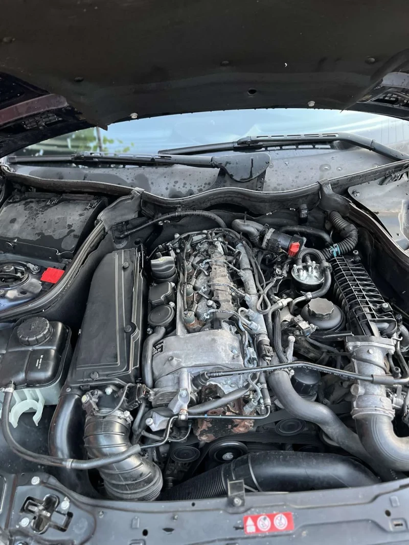 Mercedes-Benz C 220, снимка 7 - Автомобили и джипове - 53264693