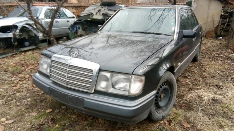 Mercedes-Benz 124 230,200,250D,300D, снимка 2 - Автомобили и джипове - 37197243