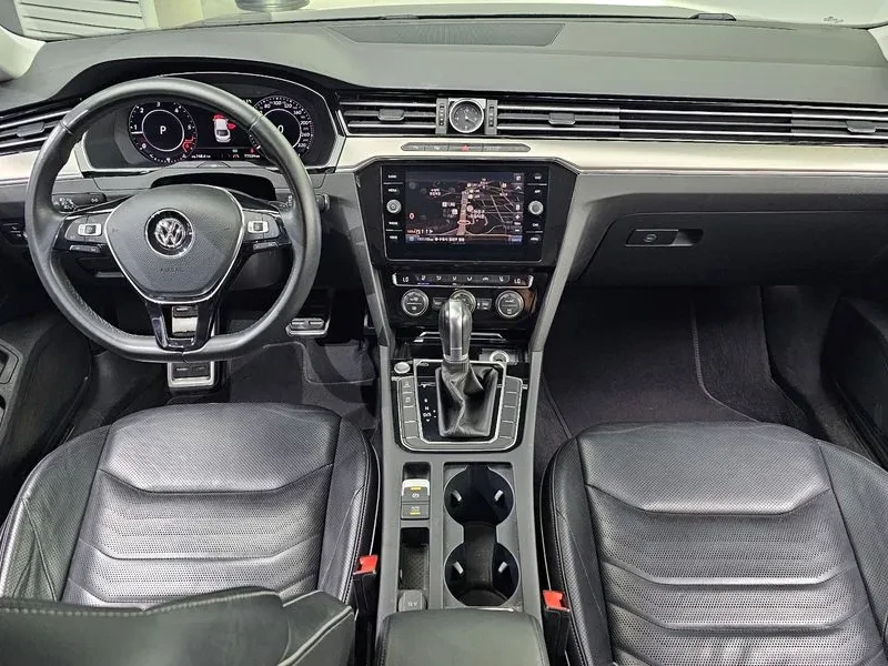 VW Arteon 2.0 Tdi Premium, снимка 7 - Автомобили и джипове - 55785249