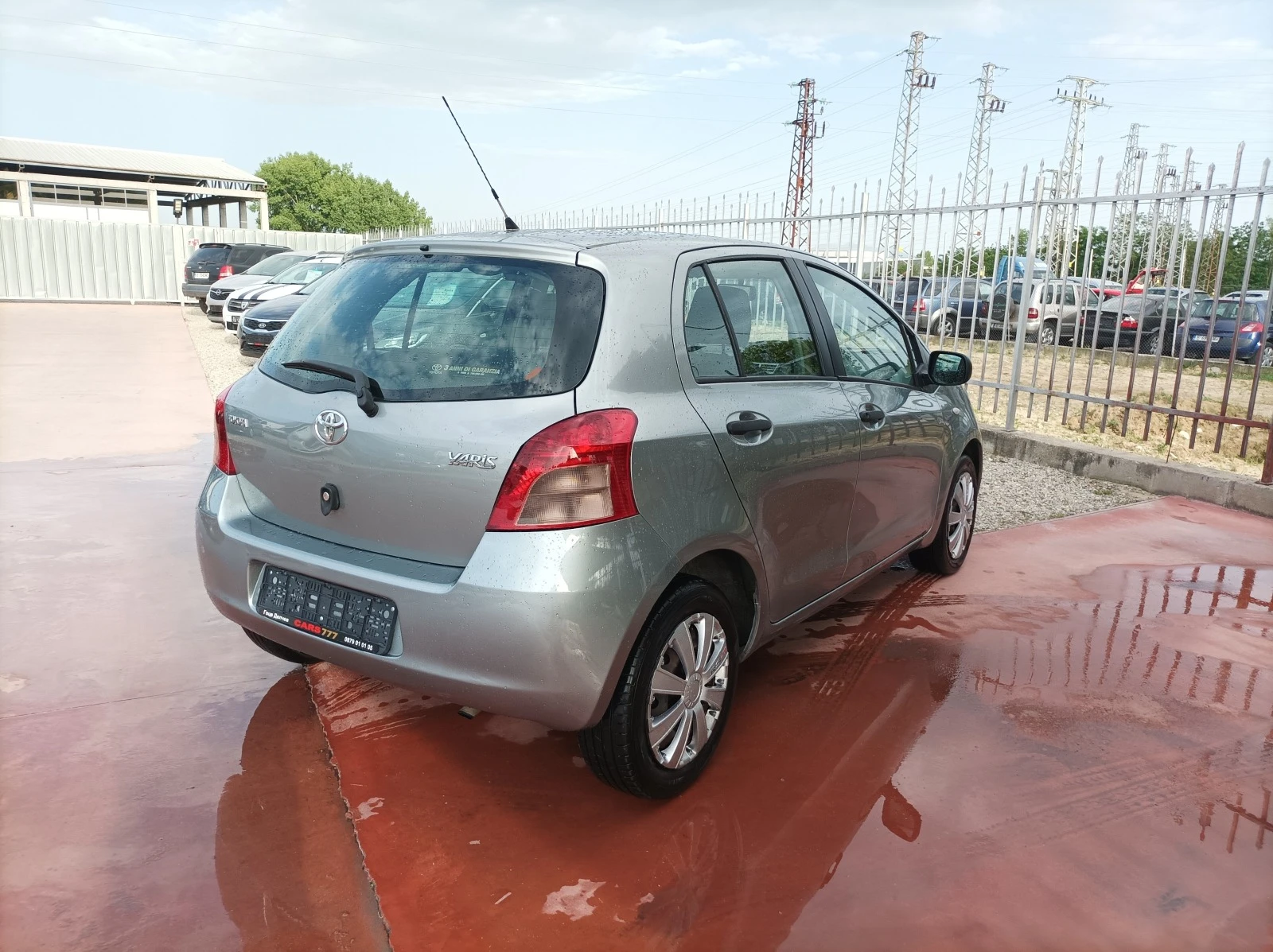 Toyota Yaris 1.0 BENZIN -ЛИЗИНГ  - изображение 7