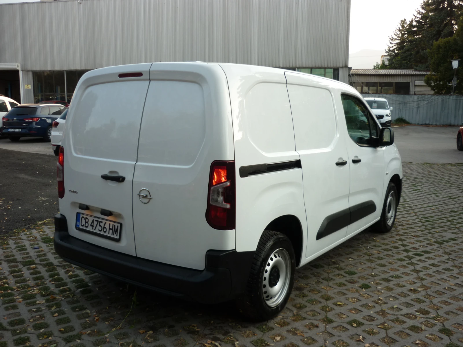 Opel Combo VAN 1.5 HDI 75 к.с - изображение 5