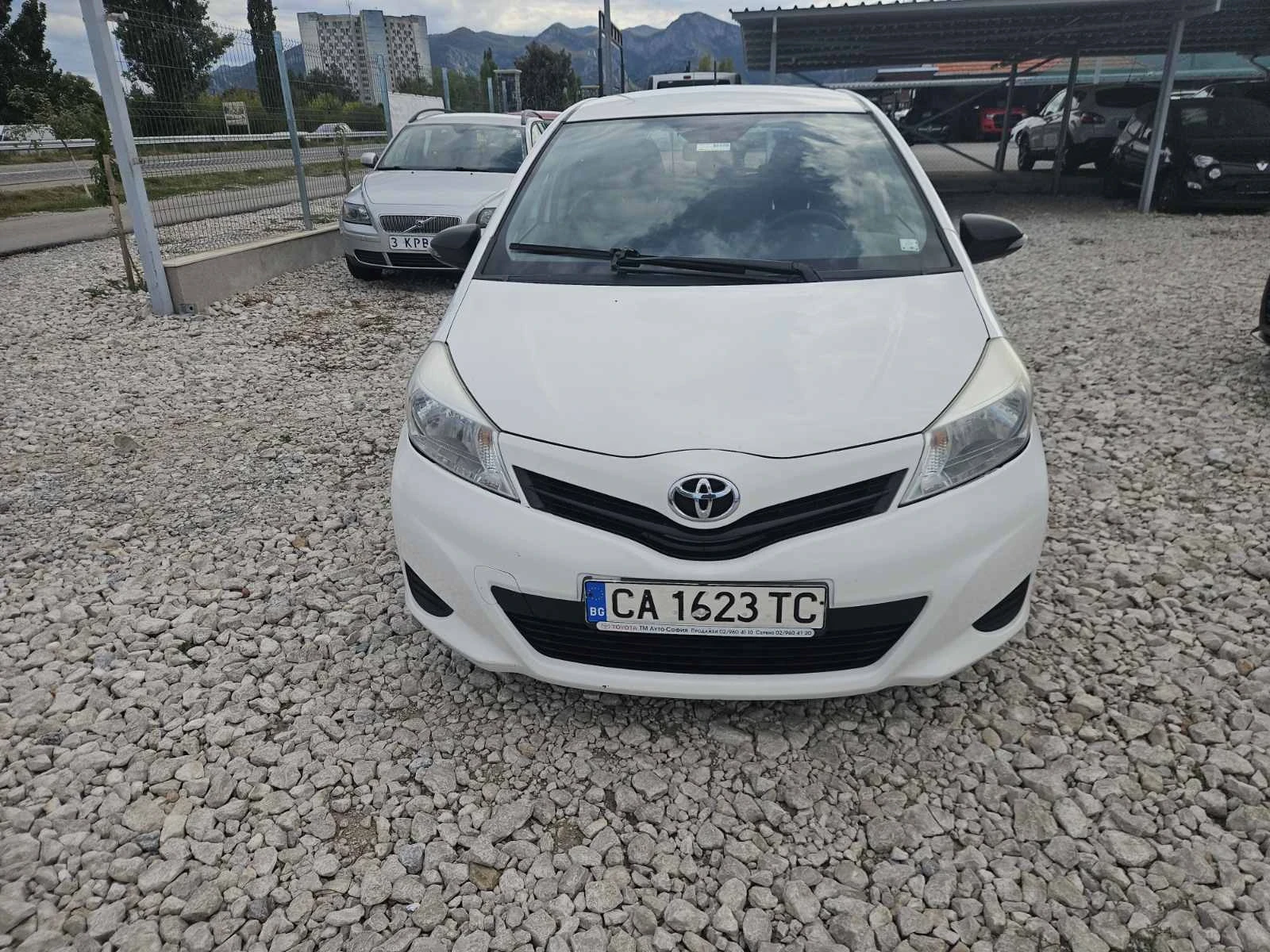 Toyota Yaris - [1] 