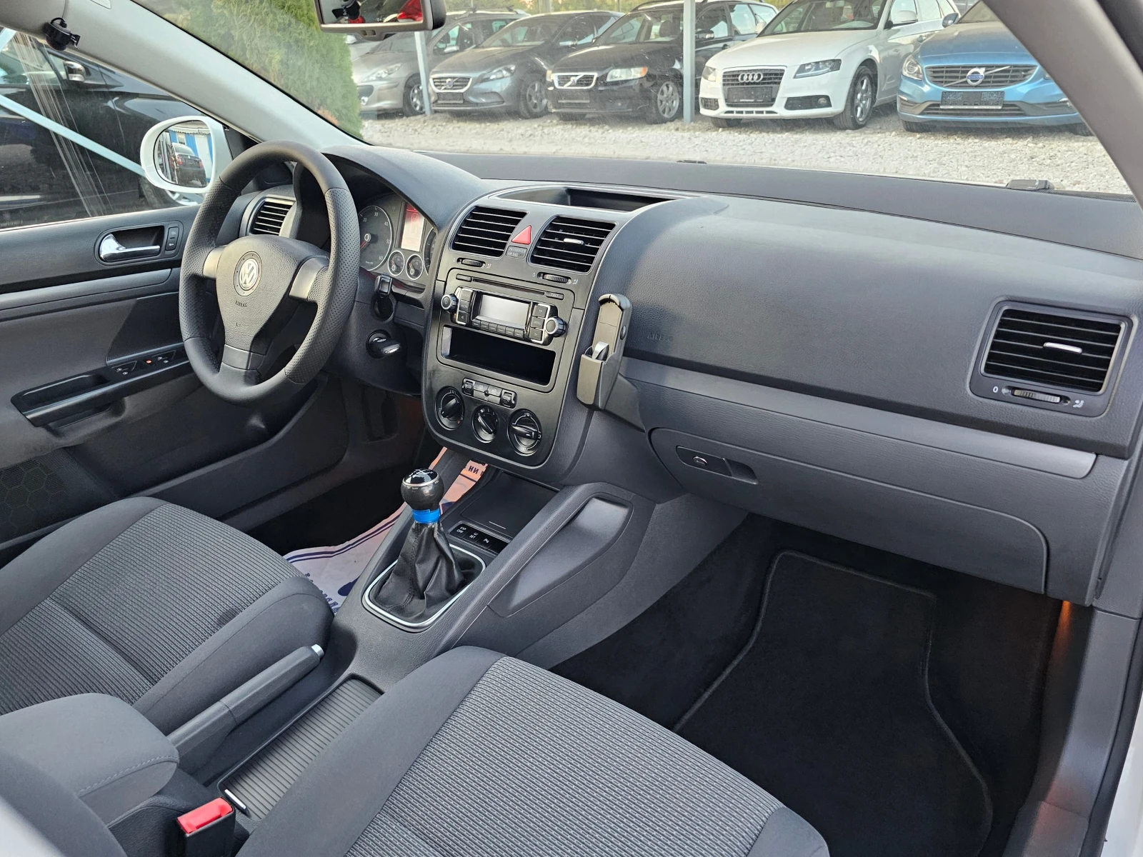 VW Golf 1.9 TDI КЛИМАТИК 105 кс  - изображение 9