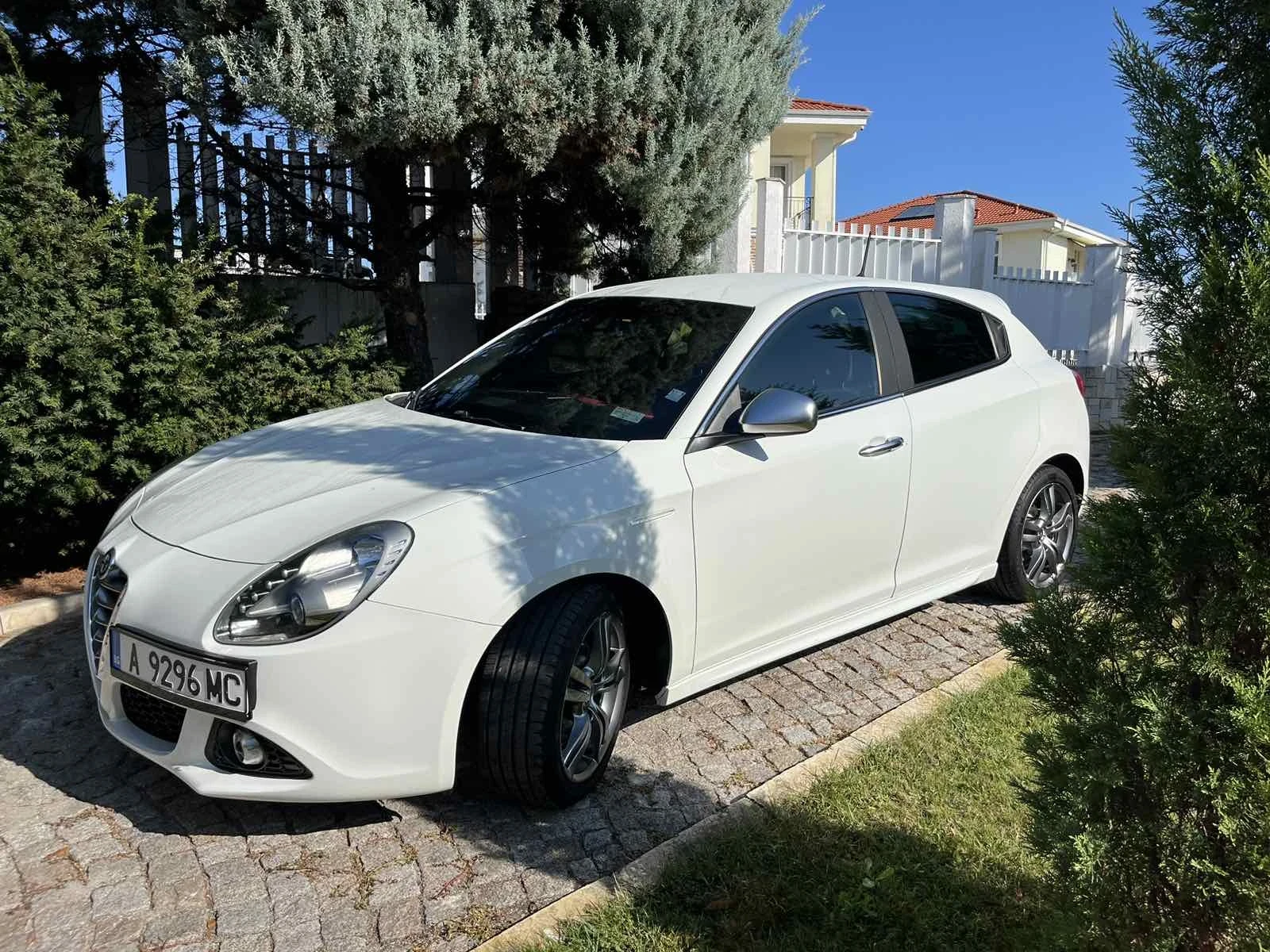 Alfa Romeo Giulietta Distinctive 1.4 Tb Mair 170Cv TCT - изображение 2