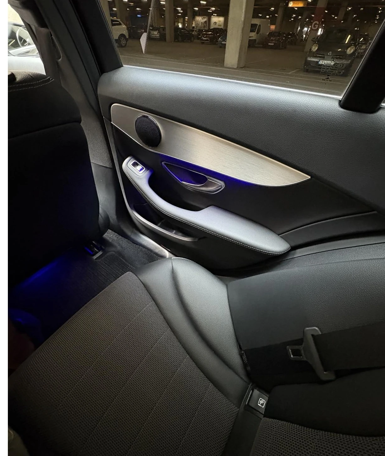 Mercedes-Benz C 200 4 MATIC  EQ hibrid | Mobile.bg � ����������� 14