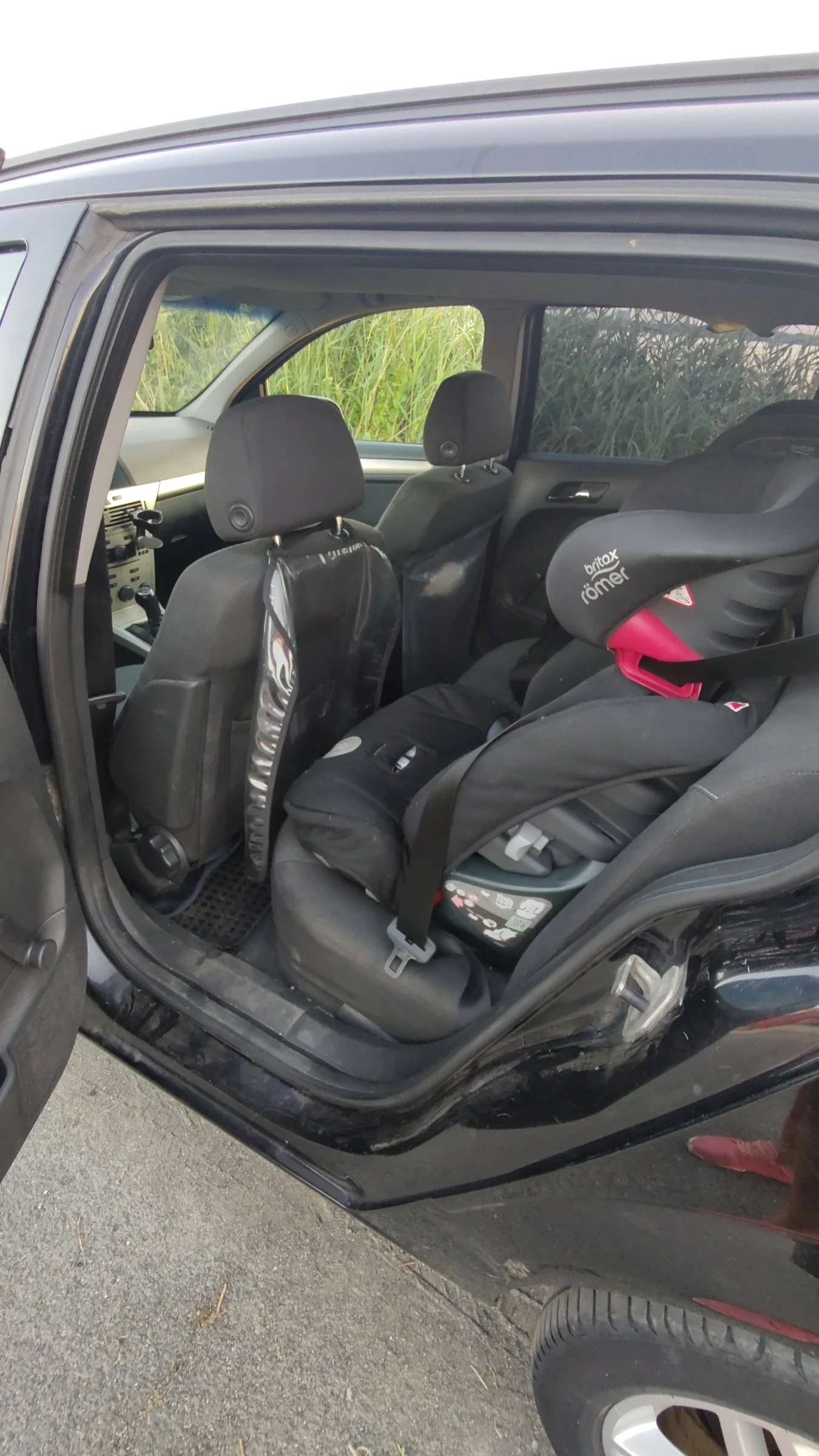 Opel Astra Caravan H - изображение 8