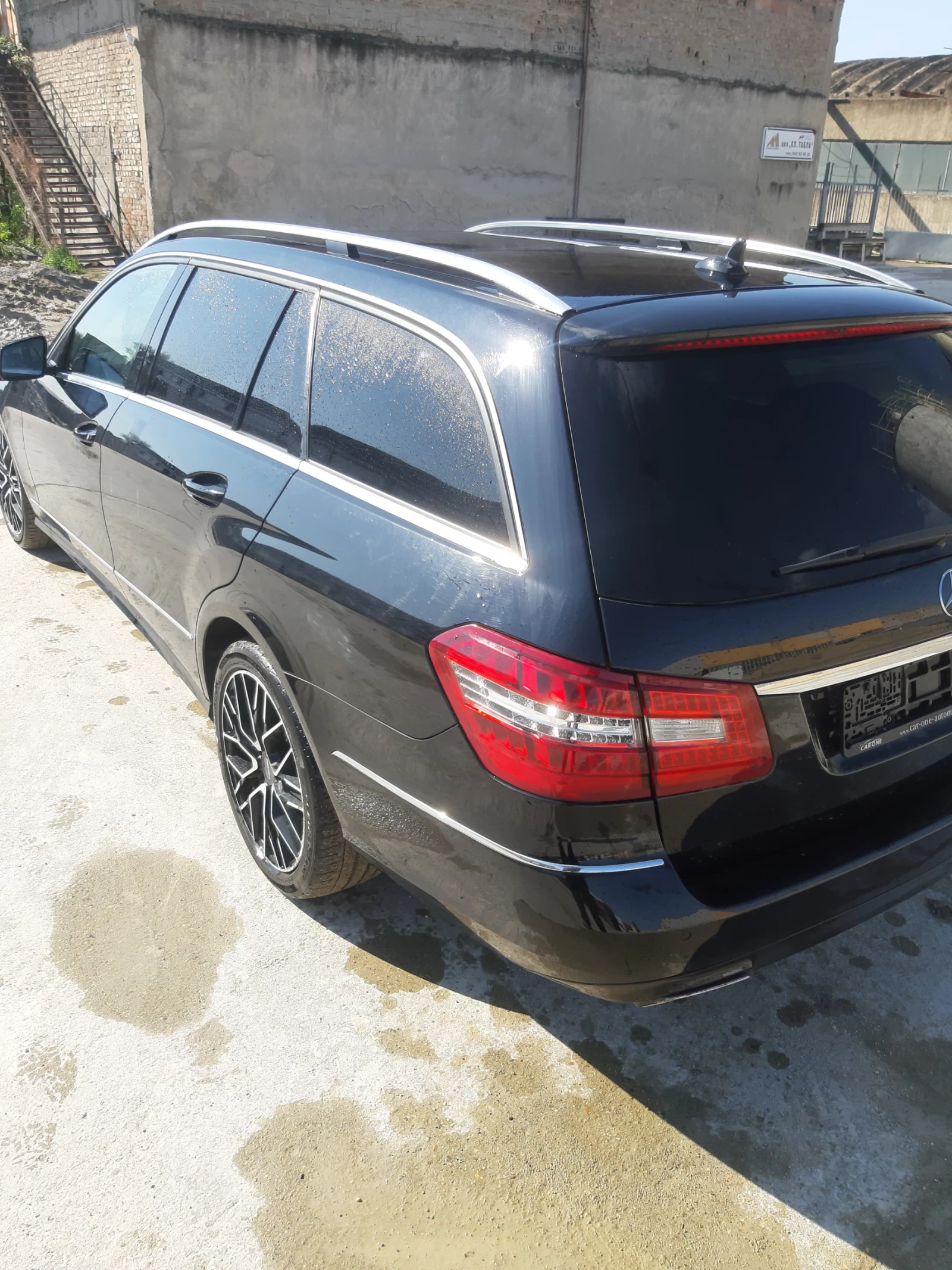Mercedes-Benz E 350  - изображение 5
