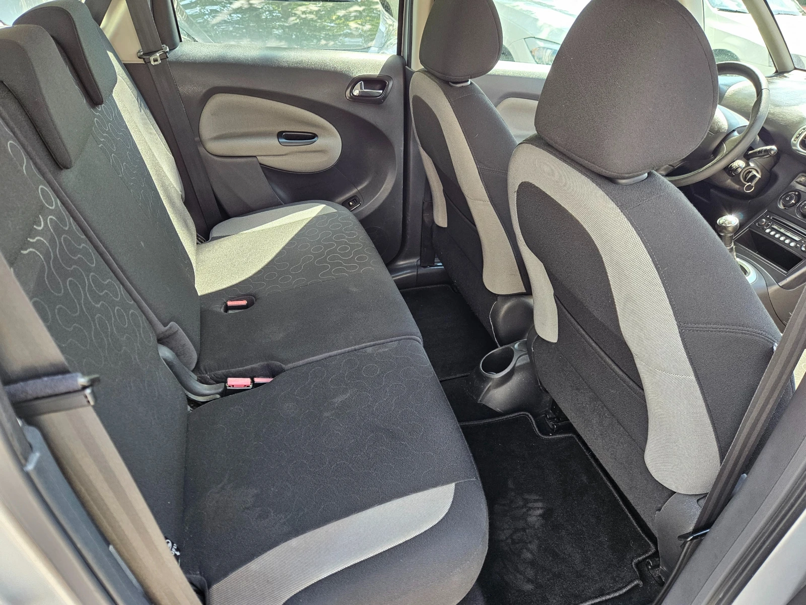 Citroen C3 Picasso 1.4 95кс - изображение 9