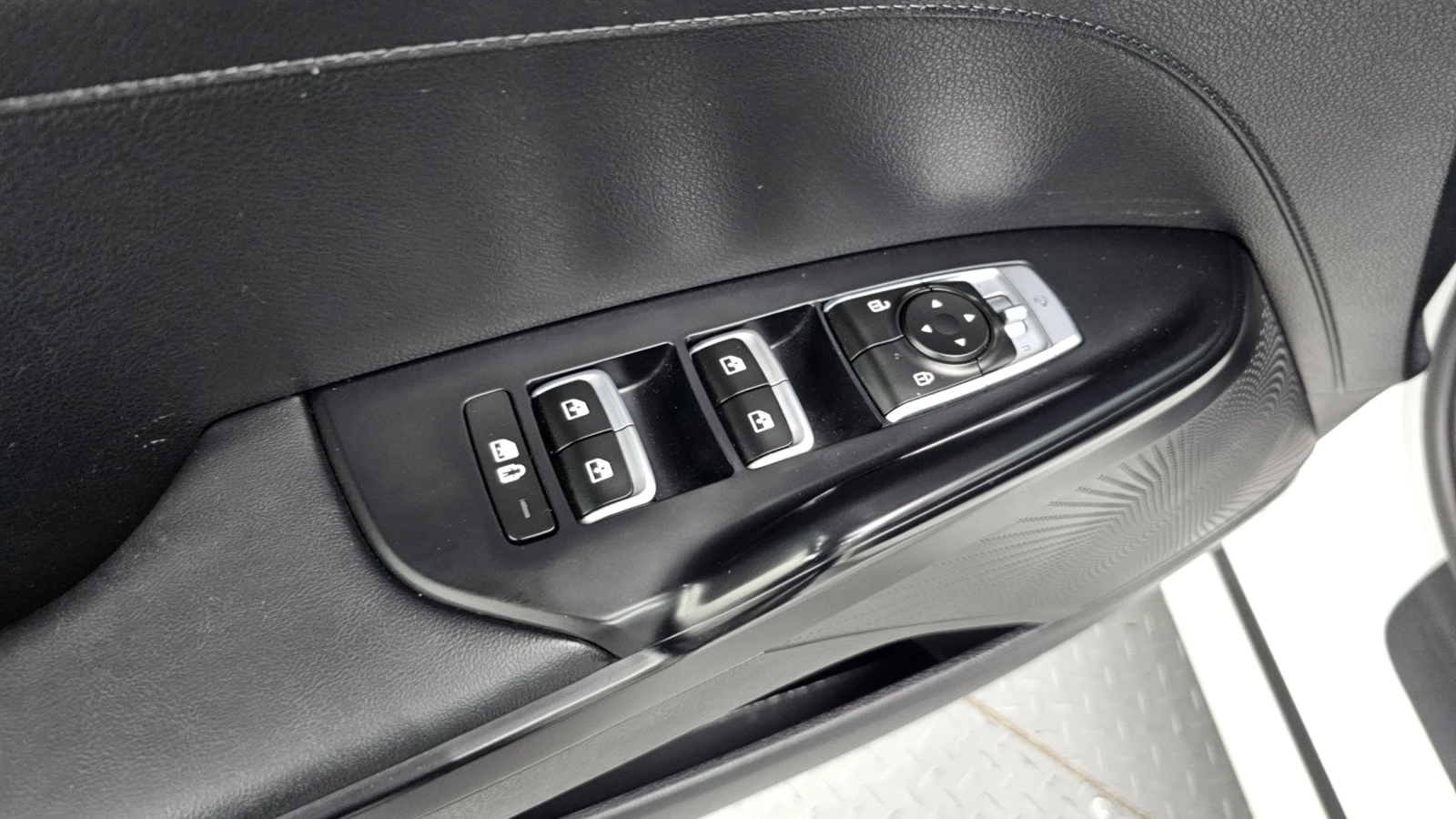 Kia K5 2.0LPI TRENDY autogeorge.com | Mobile.bg � ����������� 17