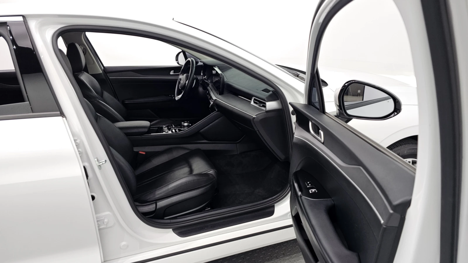 Kia K5 2.0LPI TRENDY autogeorge.com - изображение 10