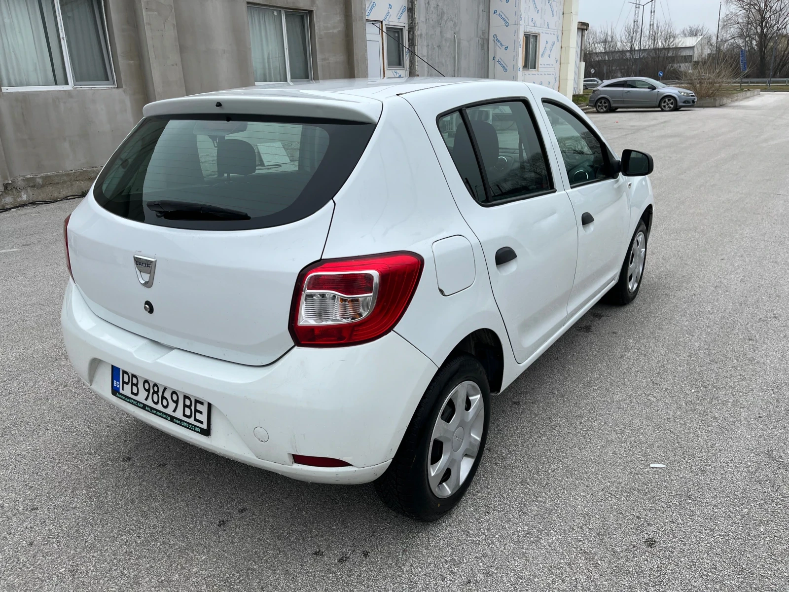 Dacia Sandero  - изображение 4