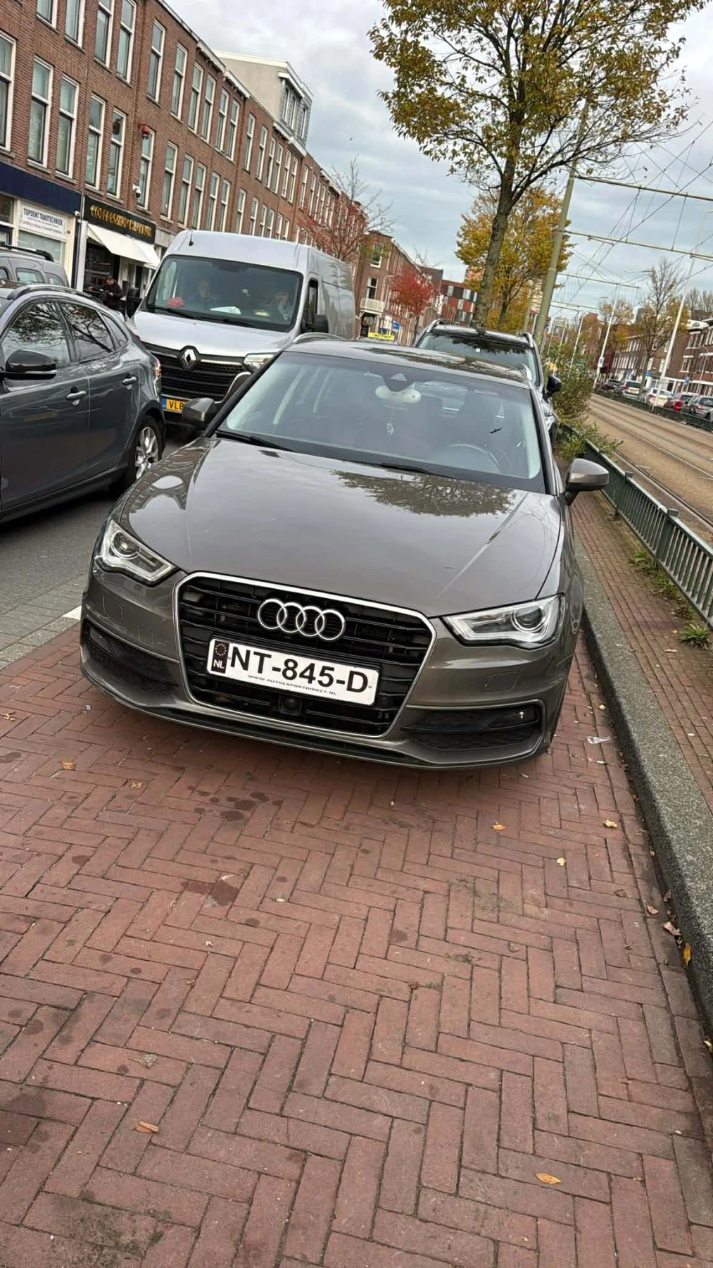 Audi A3 sporbach 150.кс DSG, снимка 3 - Автомобили и джипове - 53714404