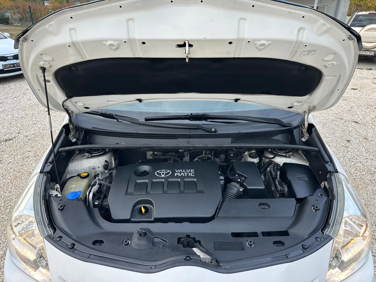 Toyota Verso 1.8//PANORAMA//147KS//NOVA, снимка 16 - Автомобили и джипове - 53747574