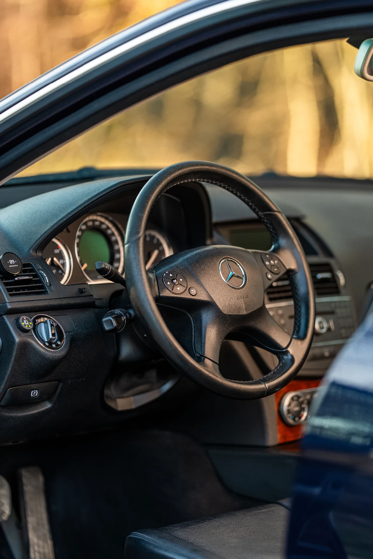 Mercedes-Benz C 200 Kompressor , Автоматик BiXenon Газ/Бензи, снимка 8 - Автомобили и джипове - 53870806