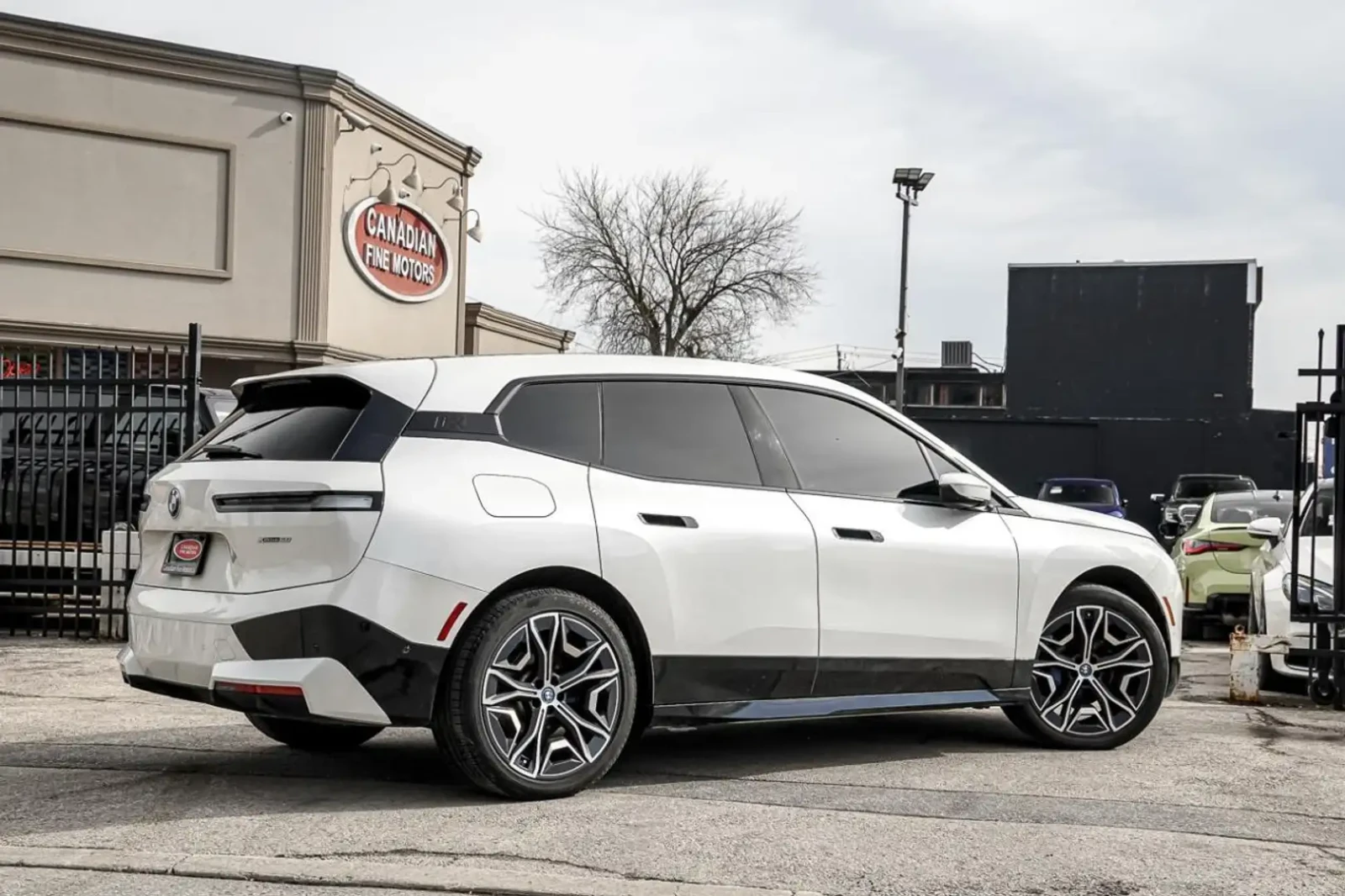 BMW iX 2022 BMW iX xDrive50 | MASSAGE SEATS | HUD | 360 C, снимка 5 - Автомобили и джипове - 53986587