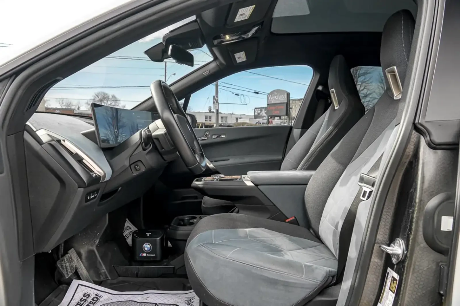 BMW iX 2022 BMW iX xDrive50 | MASSAGE SEATS | HUD | 360 C, снимка 9 - Автомобили и джипове - 53986587