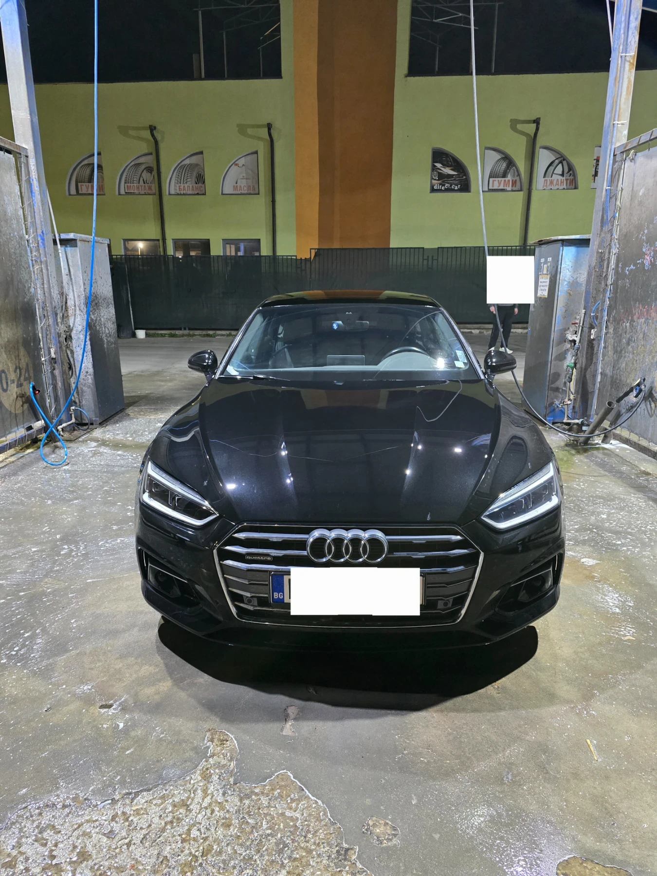 Audi A5 3.0 TDI Quattro, Панорама, Масаж, снимка 3 - Автомобили и джипове - 54006565