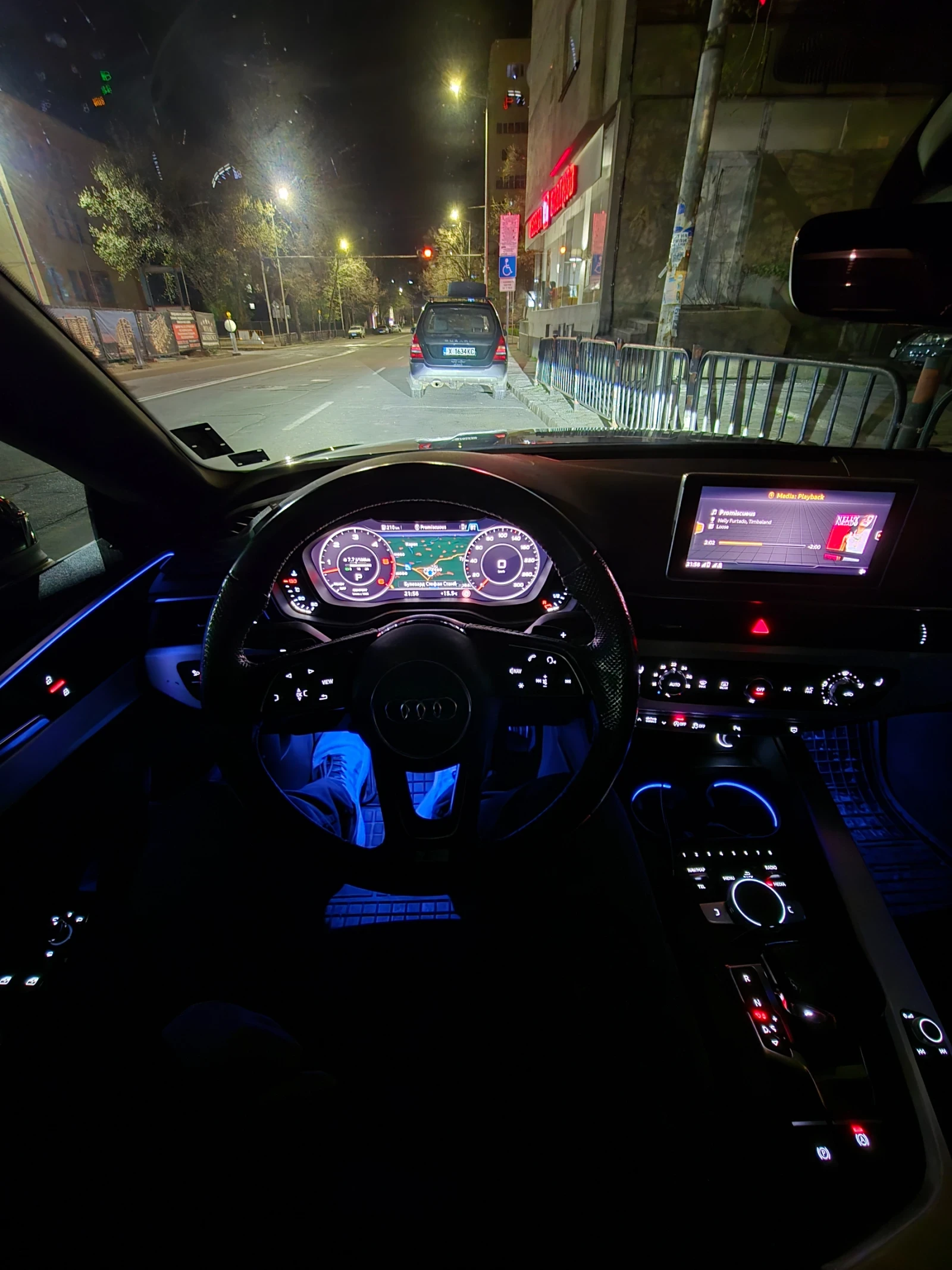 Audi A5 3.0 TDI Quattro, Панорама, Масаж, снимка 8 - Автомобили и джипове - 54006565