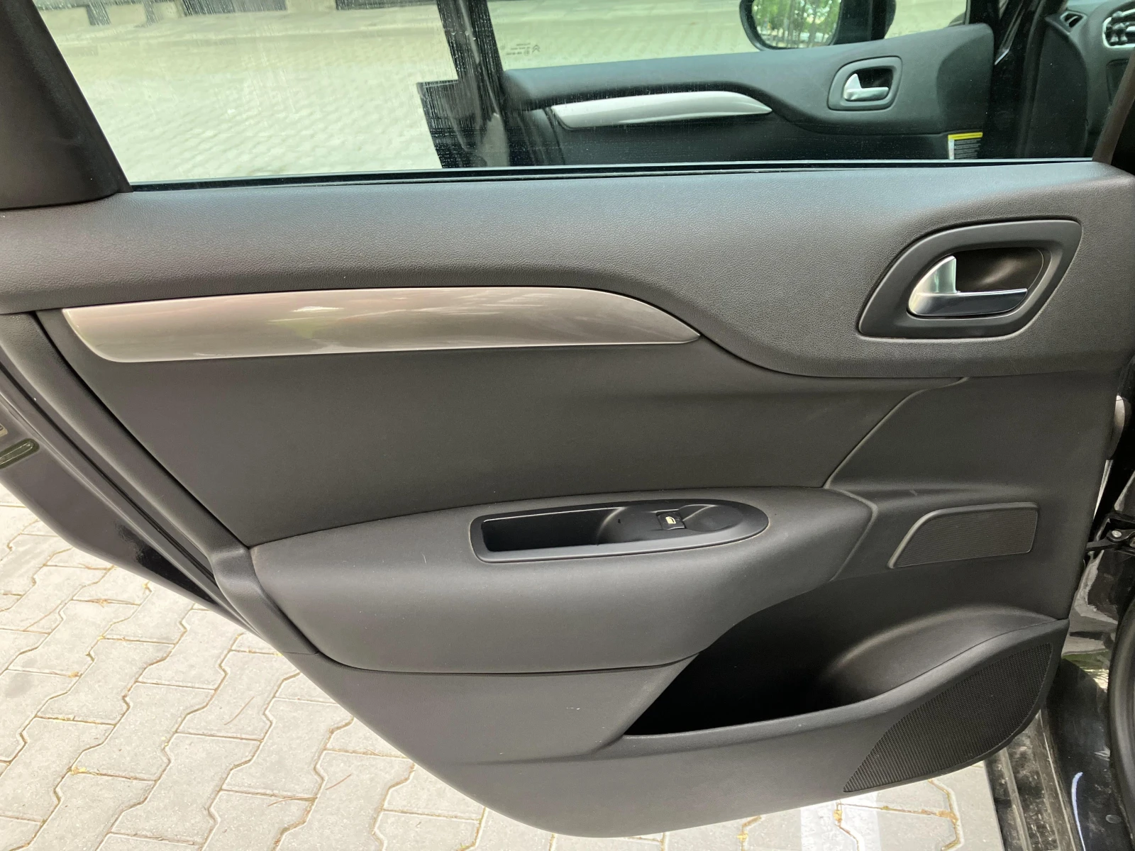 Citroen C4 EXCLUSIVE/FULL EКСТРИ/РЕГИСТРИРАНА/НАВИГАЦИЯ/АВТОМ, снимка 8 - Автомобили и джипове - 54688805