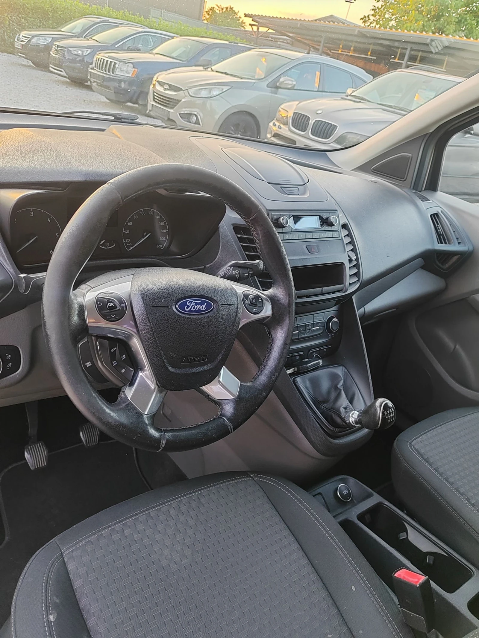Ford Connect 1.5, 120к.с., снимка 11 - Автомобили и джипове - 54839846