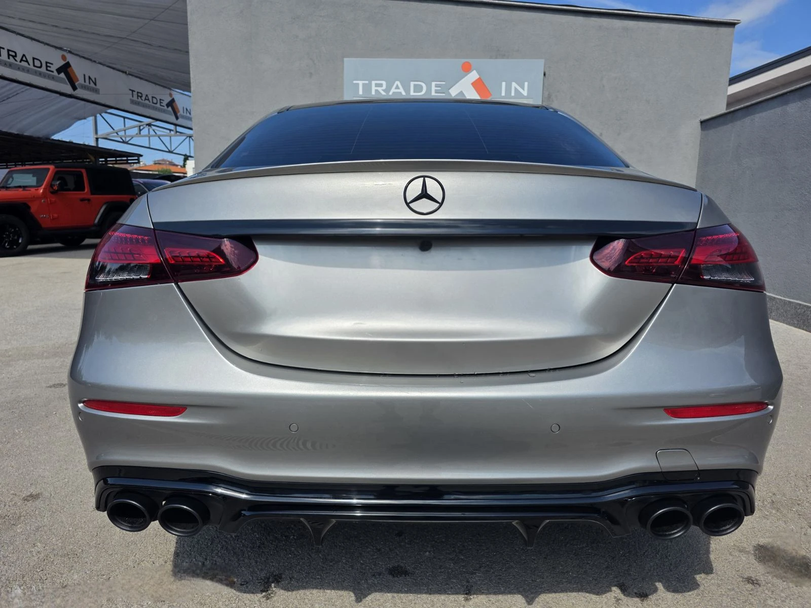 Mercedes-Benz E 53 AMG 4 MATIC + BURMESTER, снимка 5 - Автомобили и джипове - 54863841