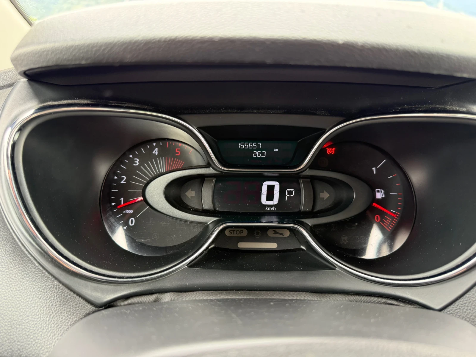 Renault Captur, снимка 16 - Автомобили и джипове - 54885003