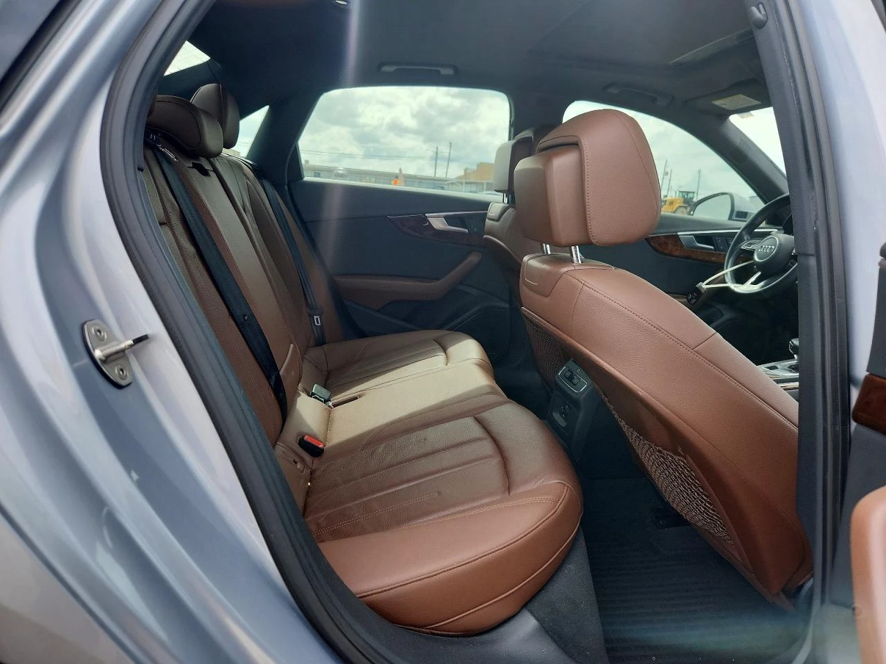 Audi A4 Premium Plus, снимка 10 - Автомобили и джипове - 55278985