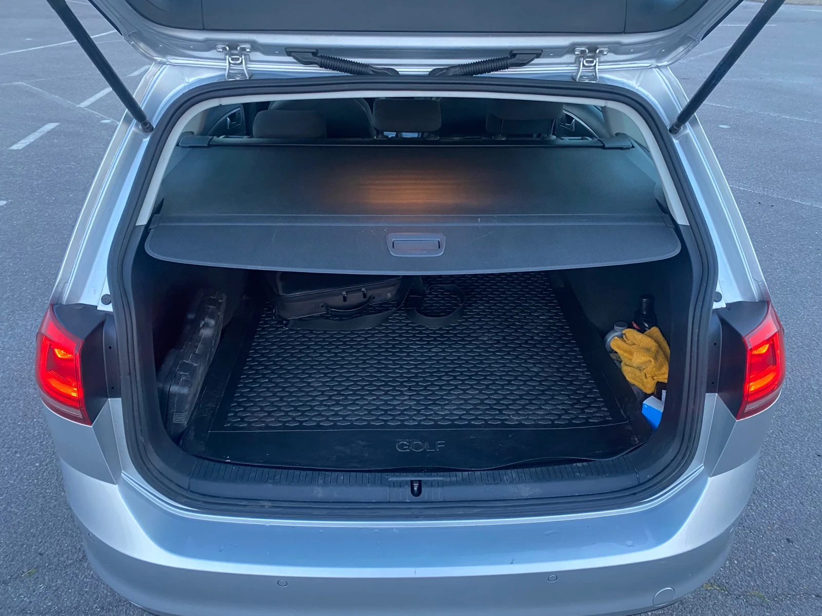 VW Golf 1, 6 TDI, снимка 12 - Автомобили и джипове - 55348187