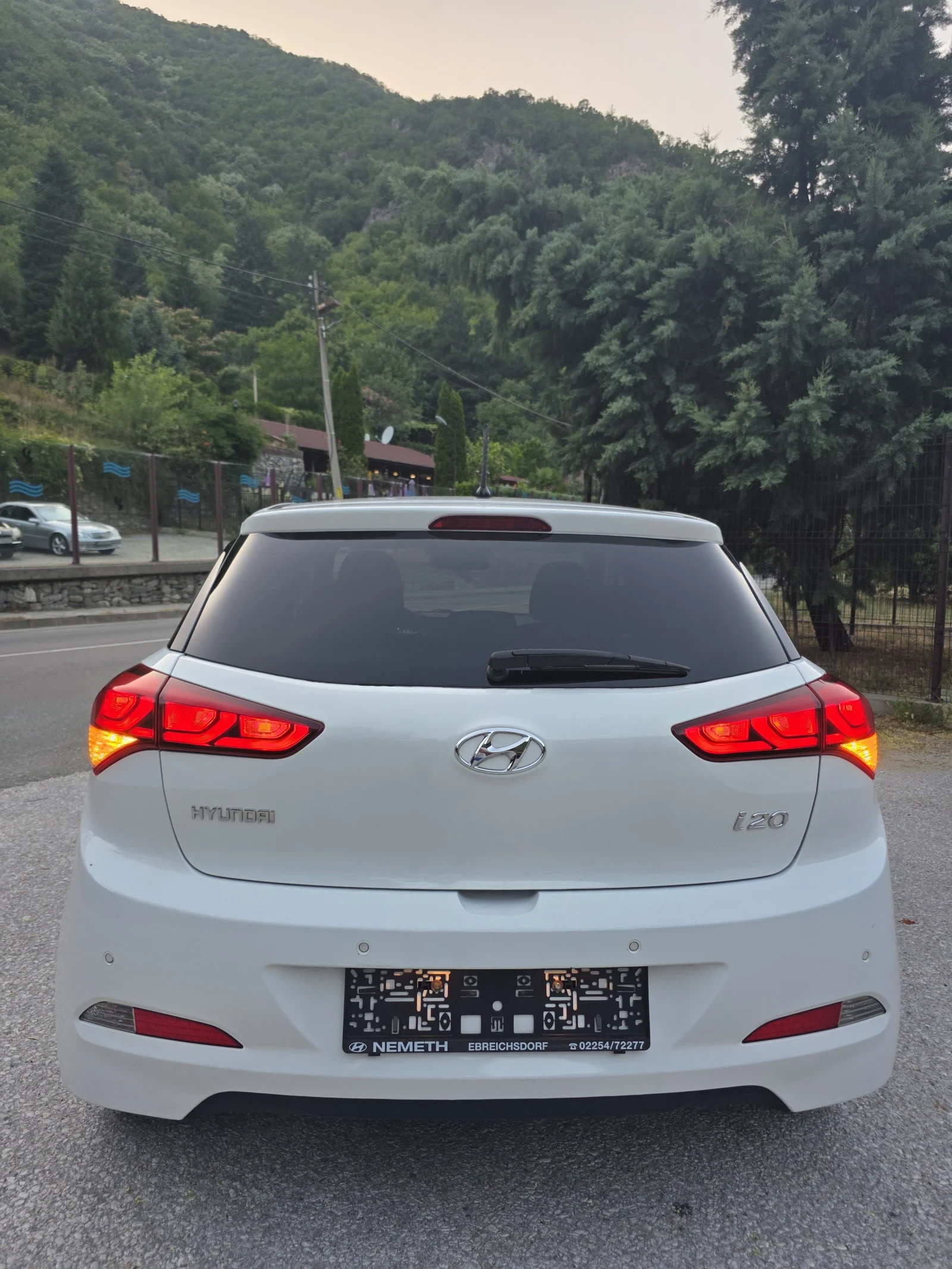 Hyundai I20 1.25i 4 Zylinder Xenon LED TOP EU6, снимка 6 - Автомобили и джипове - 55506972