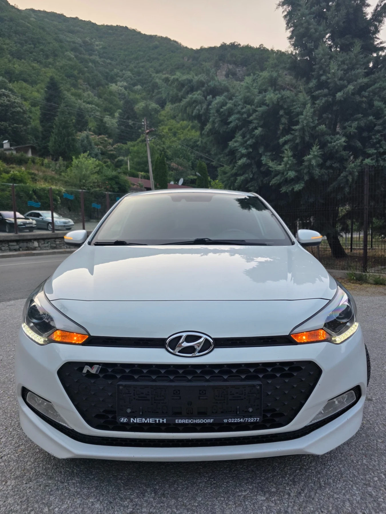 Hyundai I20 1.25i 4 Zylinder Xenon LED TOP EU6, снимка 2 - Автомобили и джипове - 55506972