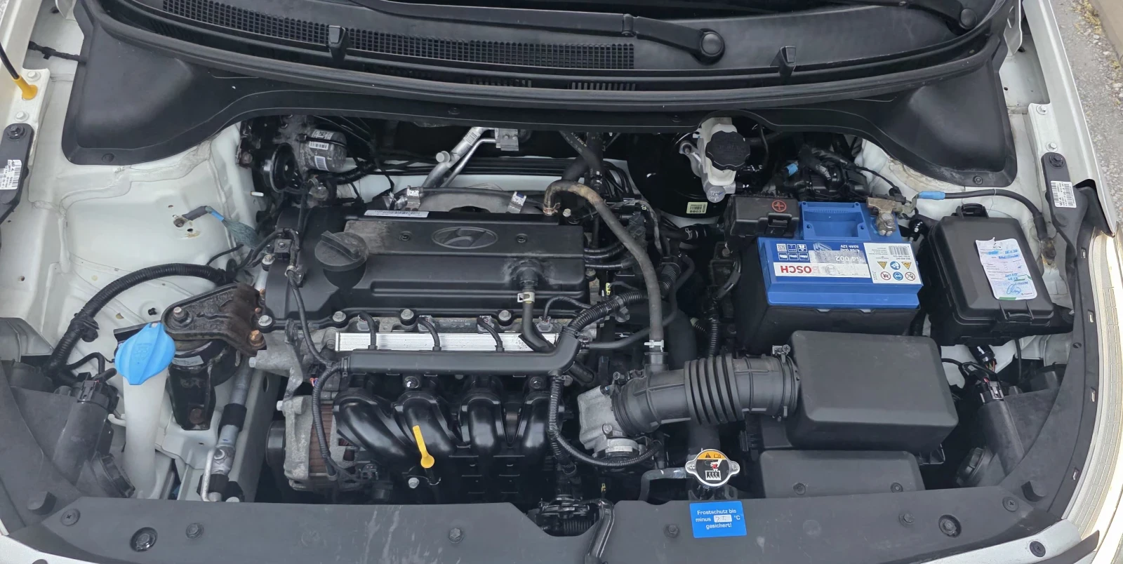 Hyundai I20 1.25i 4 Zylinder Xenon LED TOP EU6, снимка 10 - Автомобили и джипове - 55506972