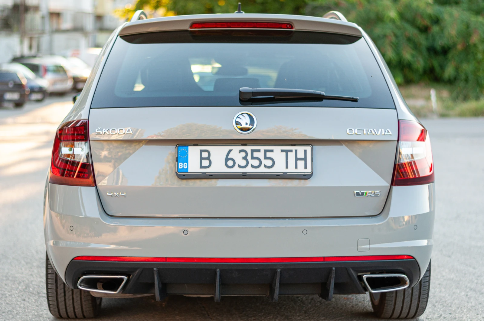Skoda Octavia VRS 4x4 / FULL LED / Canton / Keyless, снимка 4 - Автомобили и джипове - 55806969